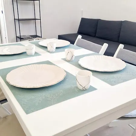 Centre - Proche De La - Fr Μεντόν