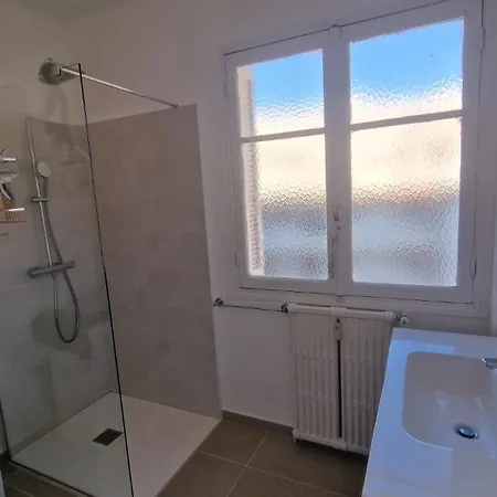 Appartement Centre - Proche De La - Fr *