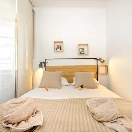 Apartment Centre - Proche De La - Fr