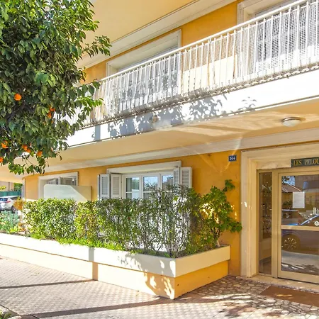 Centre - Proche De La - Fr *