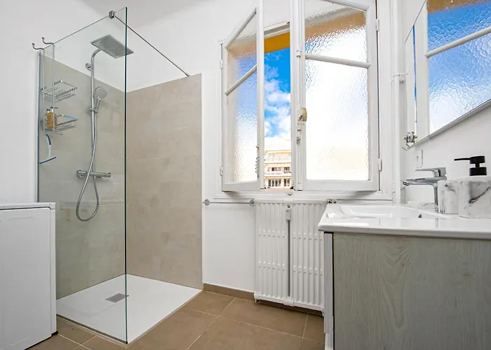 Apartment Centre - Proche De La - Fr *