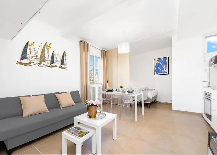 Centre - Proche De La - Fr Apartment