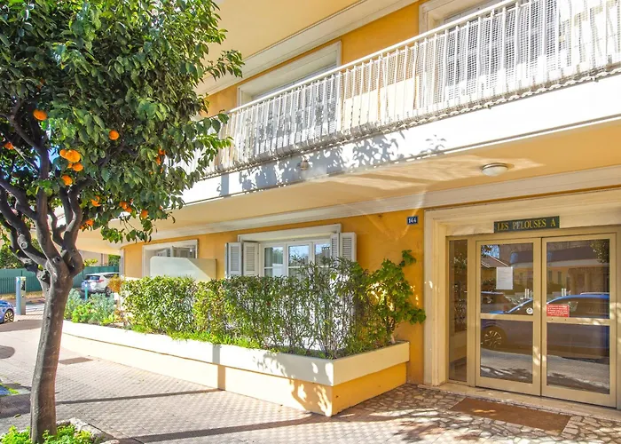 Centre - Proche De La - Fr *